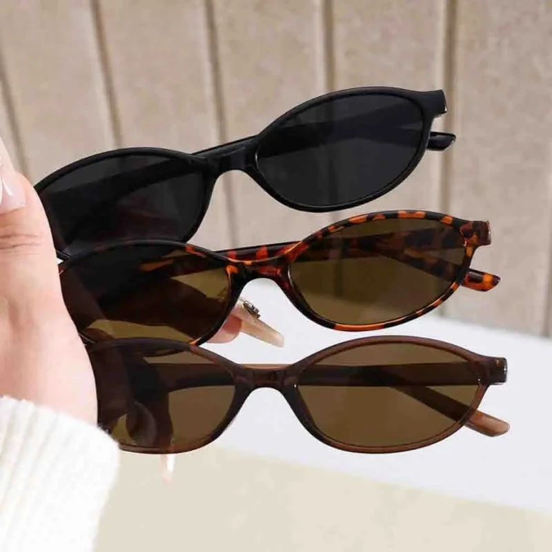 Small Oval Sunglasses Women Vi - Designer Sunglasses recension och pris